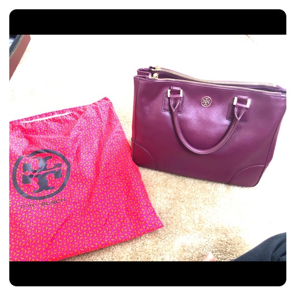 Tory Burch Robinson double zip tote - Picture 2 of 7